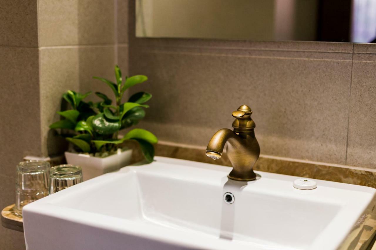 Sunflower Cbq Hotel 胡志明市 外观 照片